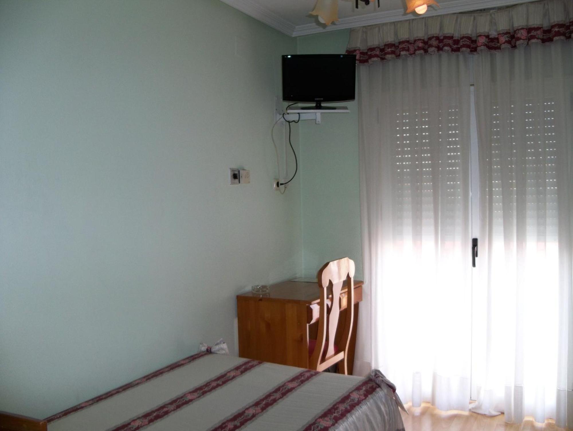 לגונה דה דוארו Hostal Virgen Del Villar מראה חיצוני תמונה